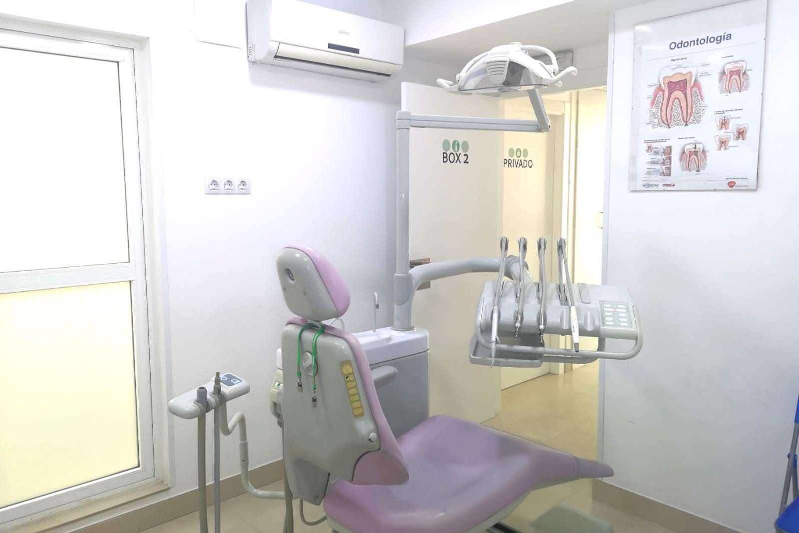 clínica dental orriols - box2